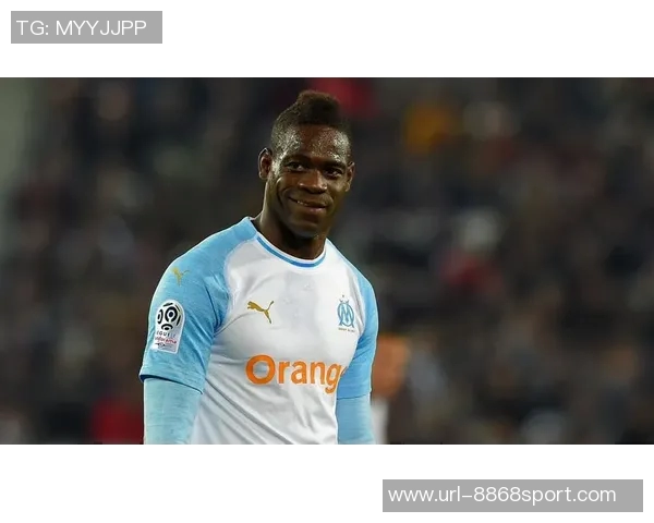 巴洛特利为保持竞技状态加盟第五级别球队进行训练